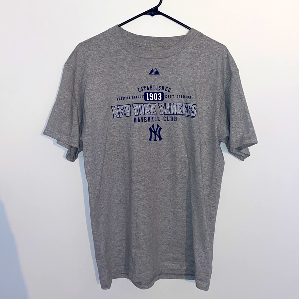 NY yankees tshirt XL